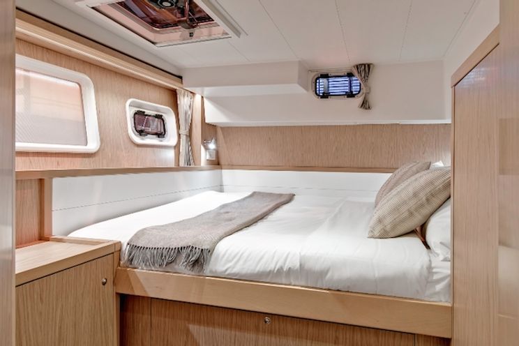 Charter Yacht Lagoon 39 - 6 Cabins - 2015 - Split