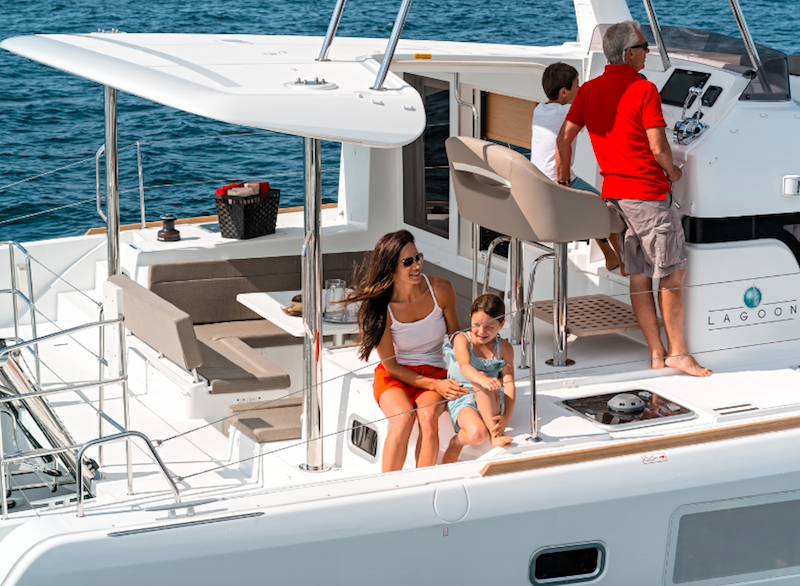 Charter Yacht Lagoon 40 Power Catamaran - 4 Cabins - 2016 - Split