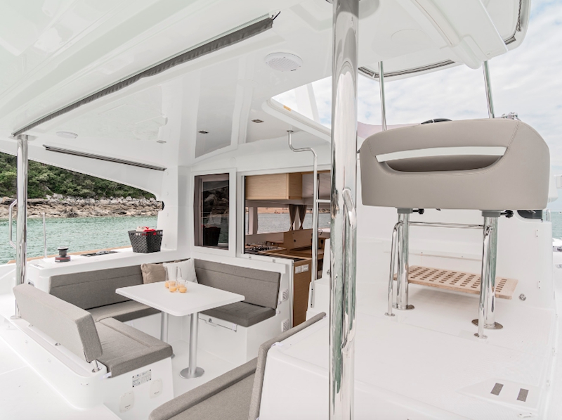 Charter Yacht Lagoon 40 Power Catamaran - 4 Cabins - 2016 - Split