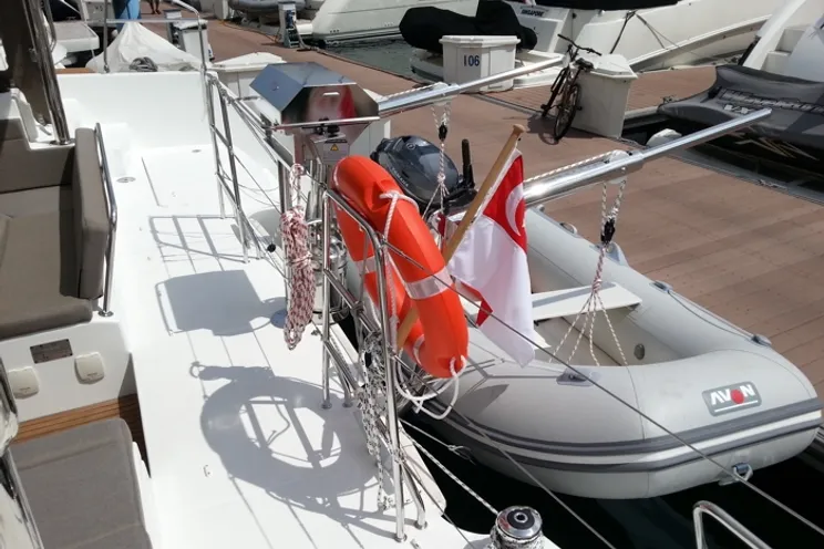 Charter Yacht Lagoon 400 - Guest Capacity 18 - Singapore