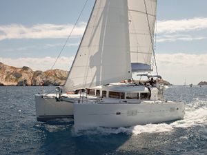 Lagoon 400 - 2014 - 4+2 Cabins Lagoon 400 - 2014 - 4+2 Cabins