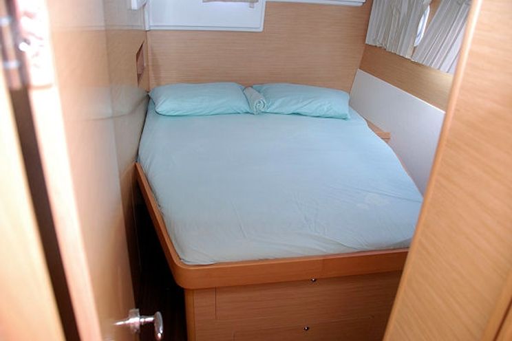 Charter Yacht Lagoon 400 - 3 Cabins - Tortola,BVI