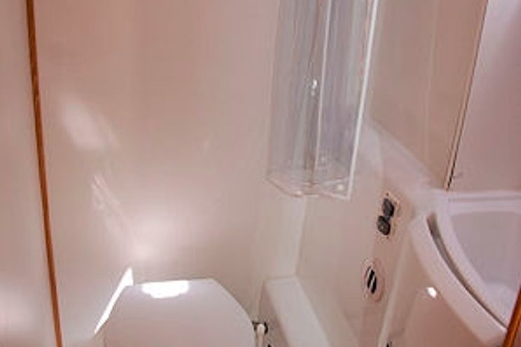 Charter Yacht Lagoon 400 - 3 Cabins - Tortola,BVI