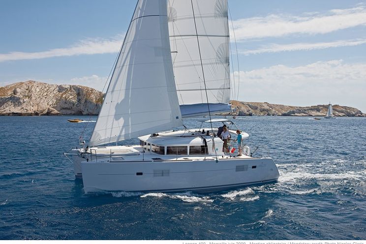 Charter Yacht Lagoon 400 - 4 Cabins - Greece