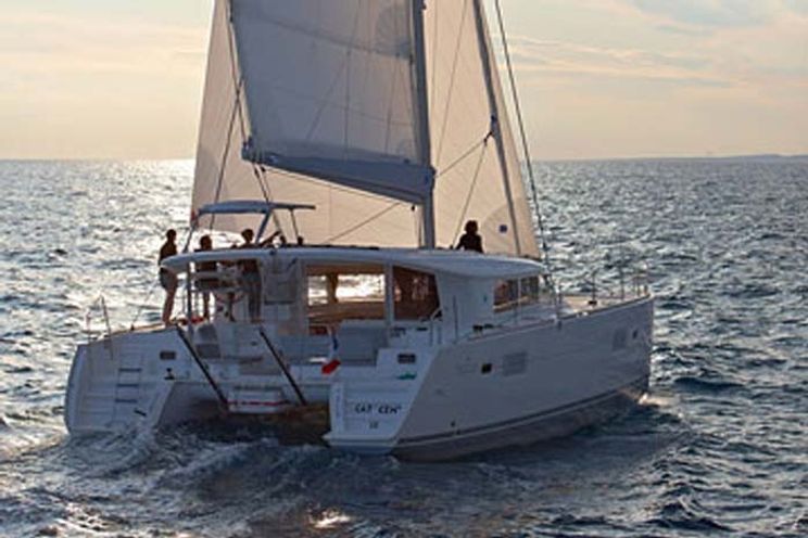 Charter Yacht Winnie