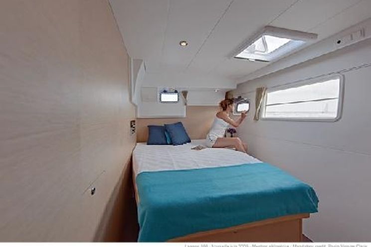 Charter Yacht Lagoon 400 - 6 Cabins - Denia - Alicante