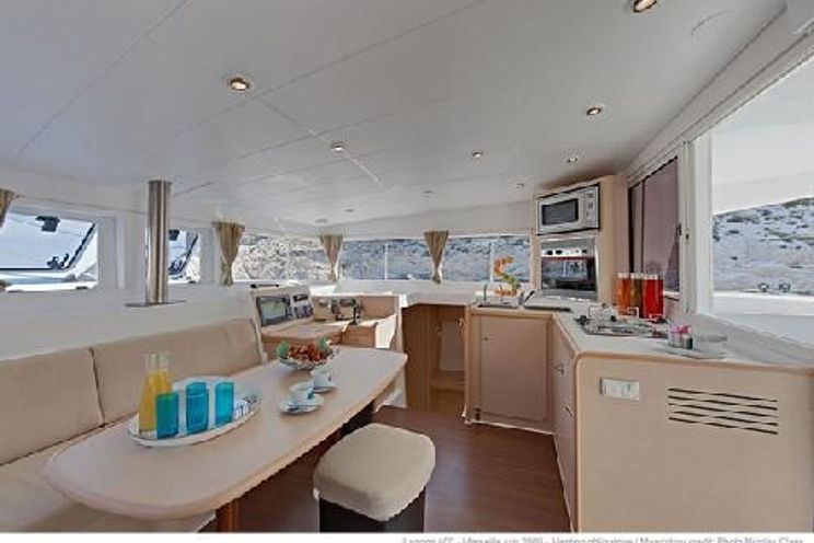 Charter Yacht Lagoon 400 - 6 Cabins - Denia - Alicante