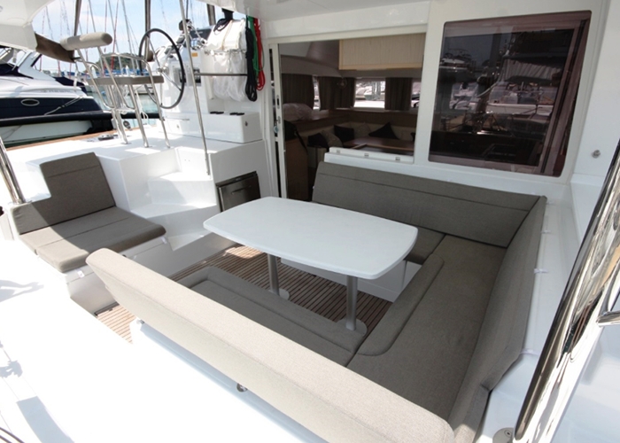 Charter Yacht Lagoon 400 S2(2015)- 6 Cabins/4H - Phuket,Thailand