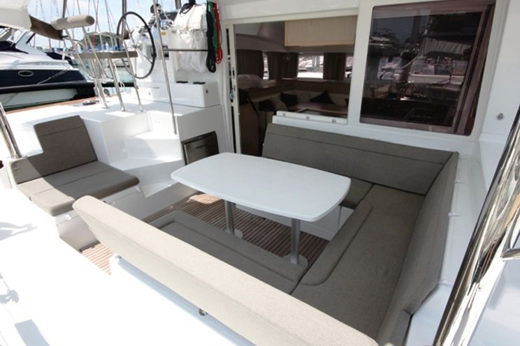 Charter Yacht Lagoon 400 S2(2015)- 6 Cabins/4H - Phuket,Thailand
