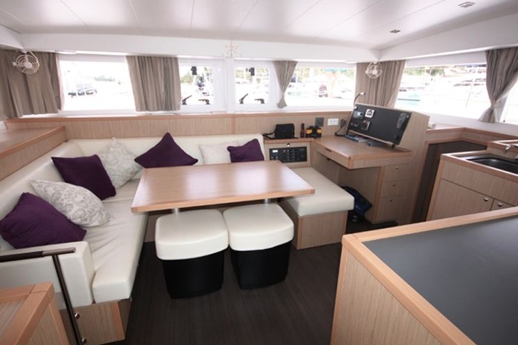 Charter Yacht Lagoon 400 S2(2015)- 6 Cabins/4H - Phuket,Thailand