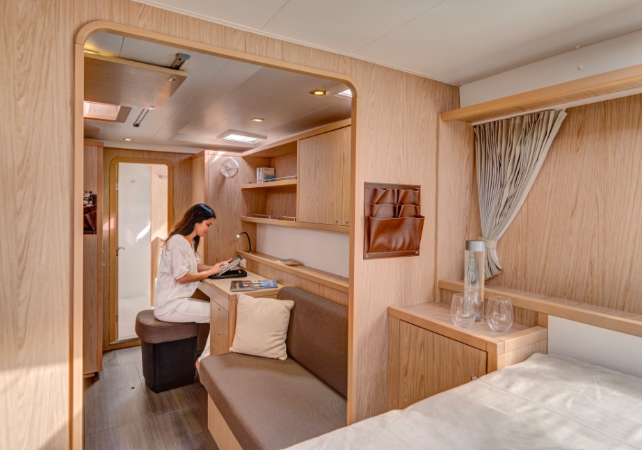 Charter Yacht Lagoon 400 S2 - 2017 - 4+2 Cabins - Athens