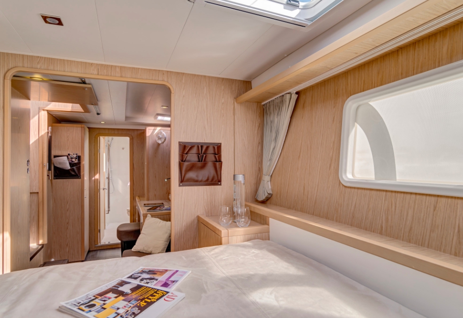 Charter Yacht Lagoon 400 S2 - 2017 - 4+2 Cabins - Athens