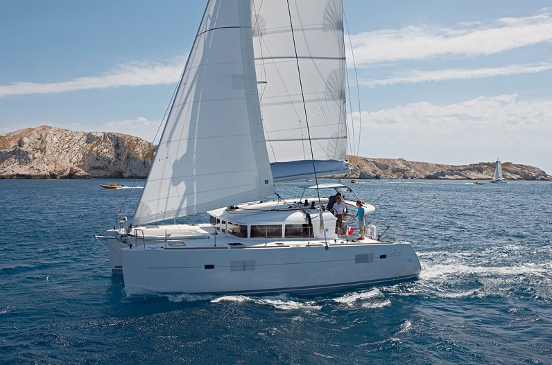 Lagoon 400 - 2012 - 4 + 2 Cabins - Ibiza