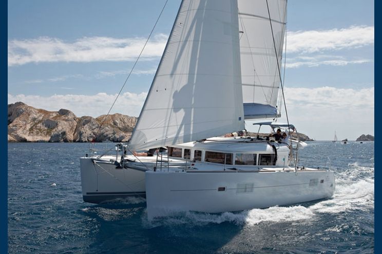 Charter Yacht Lagoon 400 S2 - 4 Cabins - Denia - Spain