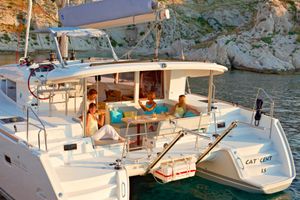 Lagoon 400 S2 - 2017 - 4+2 Cabins - Athens Lagoon 400 S2 - 2017 - 4+2 Cabins - Athens