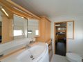 Lagoon 421 - toilet 2 Lagoon 421 - toilet 2