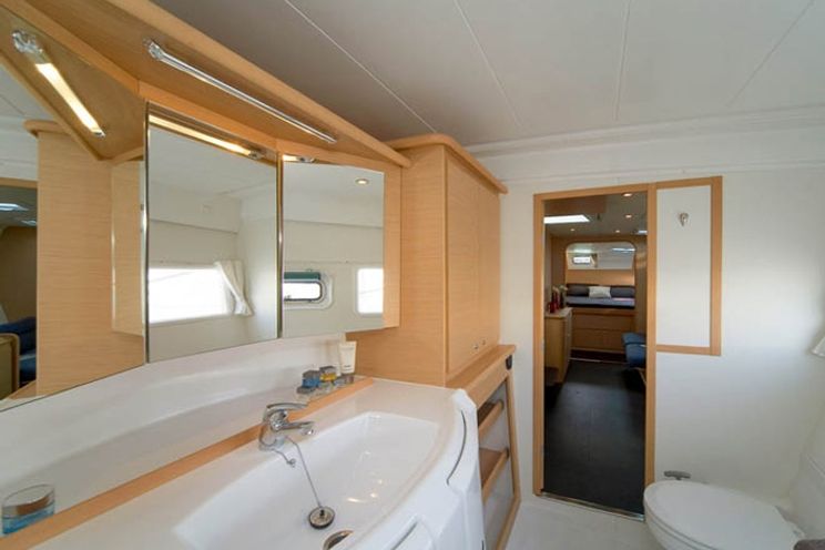Charter Yacht Lagoon 421 - 4 Cabins - Cienfuegos - Cuba