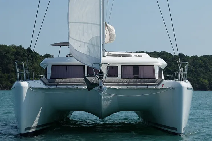 Charter Yacht Lagoon 421 - 4 Cabins - Cienfuegos - Cuba