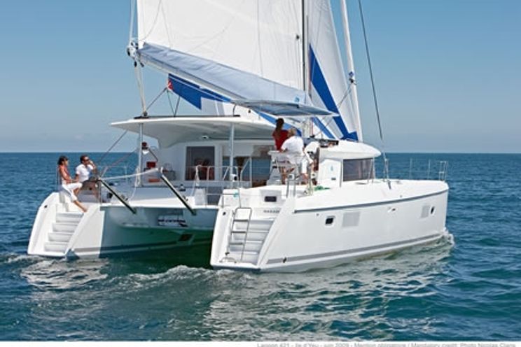 Charter Yacht Lagoon 421 - 4 + 1 Cabins - Bodrum -Turkey