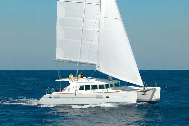 Charter Yacht Lagoon 440(2009)- 4 + 2 Cabins - British Virgin Islands - Tortola - St Maarten