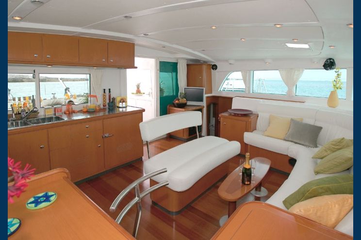 Charter Yacht Lagoon 440 - 4 + 2 Cabins - Mallorca