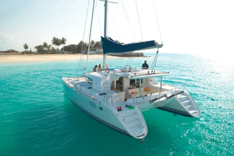 Charter Yacht Lagoon 440 - 4+1 Cabins - Procida - Naples