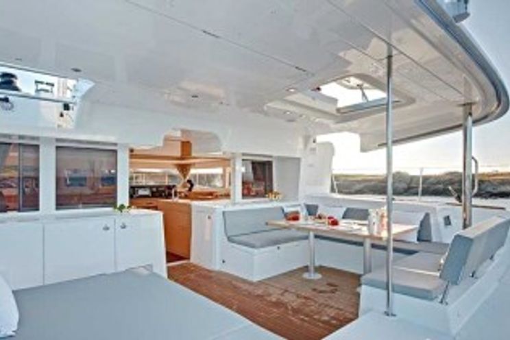 Charter Yacht Lagoon 450 - 4 + 2 Cabins - Bahamas