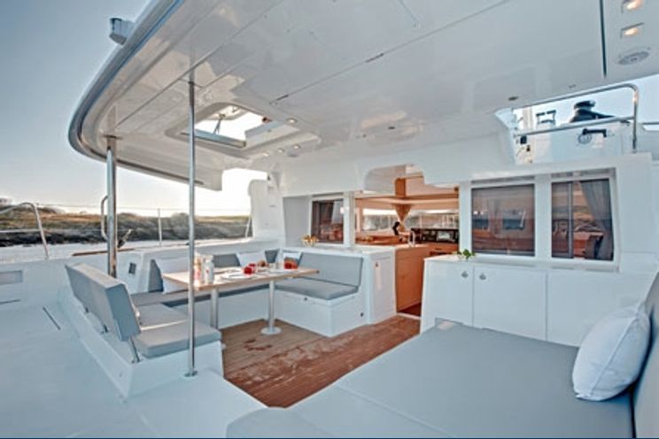 Charter Yacht Lagoon 450 - 3 Cabin Owners Edition - Athens - Lefkas - Kos