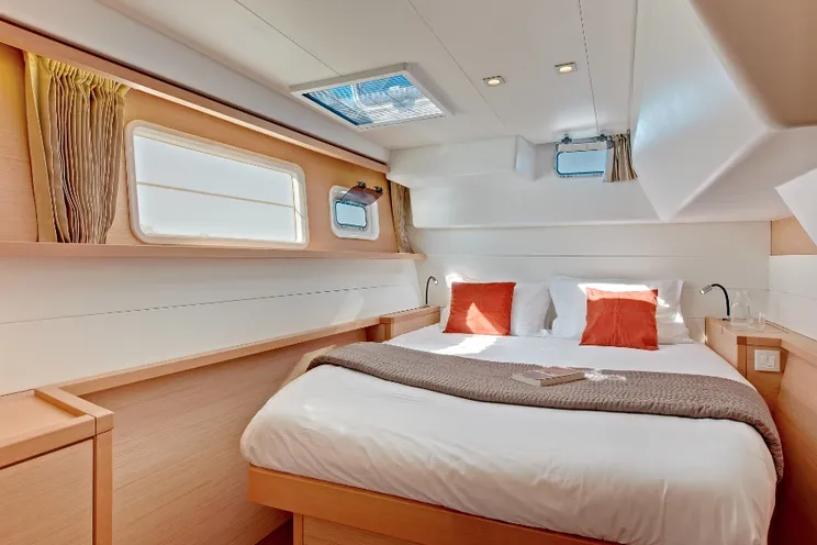 Charter Yacht Lagoon 450F - 2019 - 4 cabins(4 double)- Tortola - British Virgin Islands