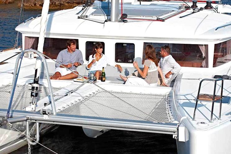 Charter Yacht Lagoon 450 - 4 Cabins - Athens