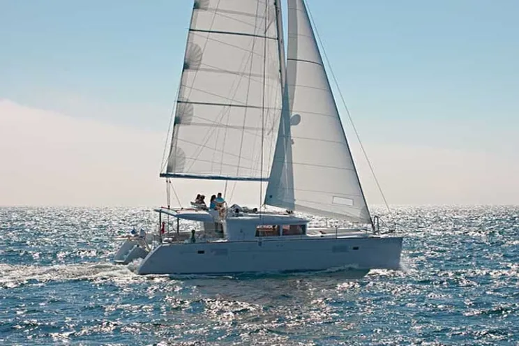 Charter Yacht Lagoon 450 with watermaker&A/C - 6 Cabins - Praslin,Seychelles