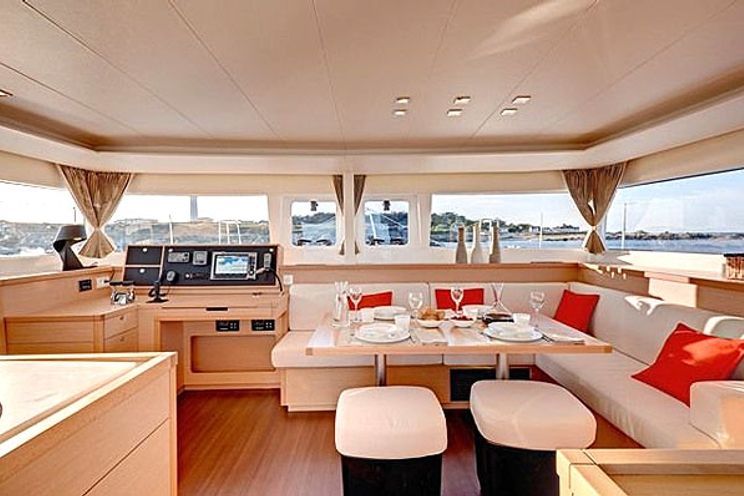 Charter Yacht Lagoon 450 - 4 + 2 Cabins - Cala di Sardinia
