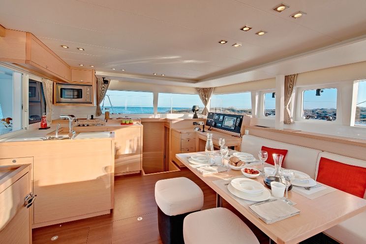 Charter Yacht Lagoon 450 - 4 + 2 Cabins - Palma - Mallorca