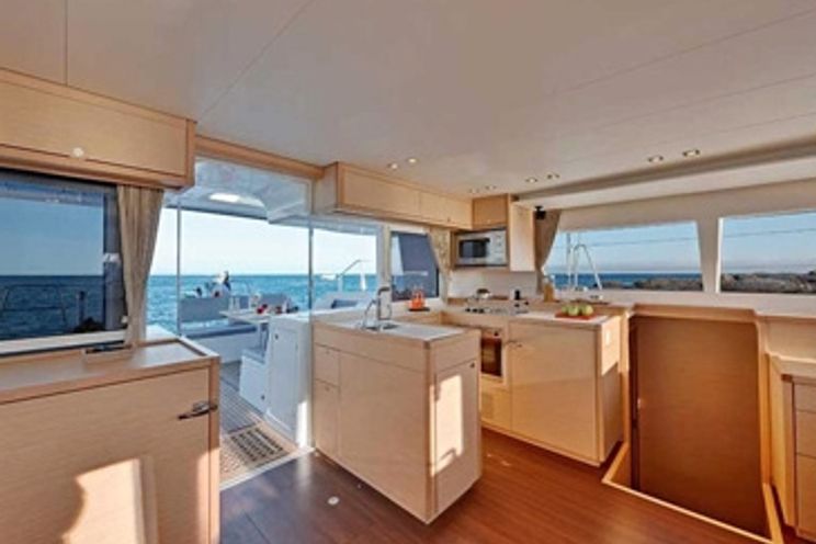 Charter Yacht Lagoon 450 Luxe - Tortola - 6 Cabins