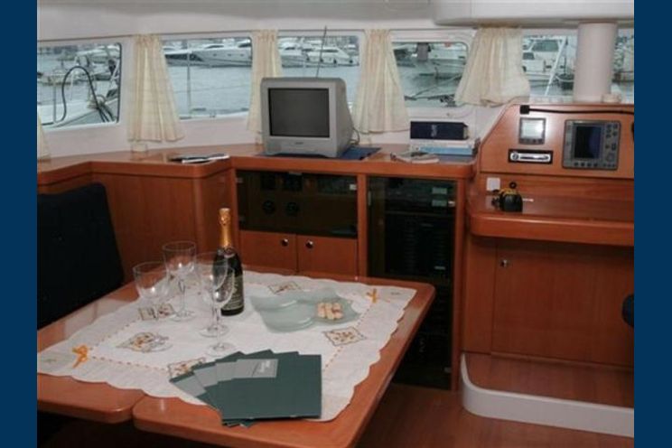Charter Yacht Lagoon 470 - 4 + 2 Cabins - Costa Brava - Spain