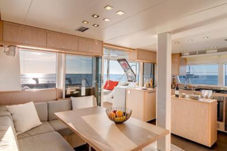 Charter Yacht SOLEA - Lagoon 52 - 5 Cabins - Tahiti,Bora Bora,South Pacific