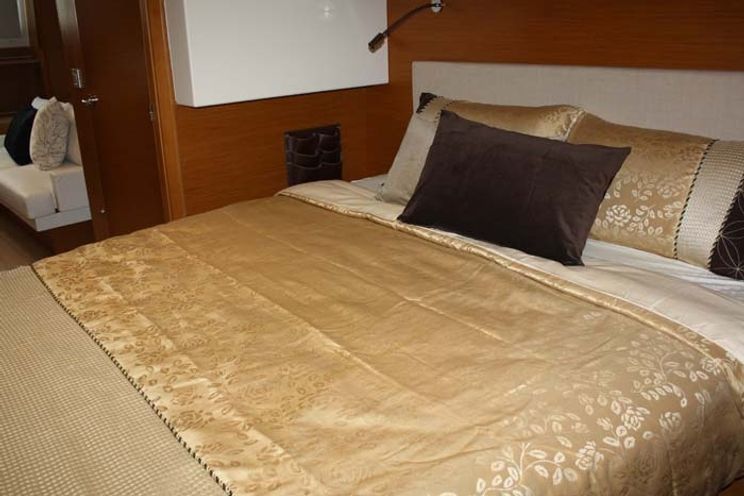 Charter Yacht Lagoon 620 - Guest Capacity 37 - Singapore