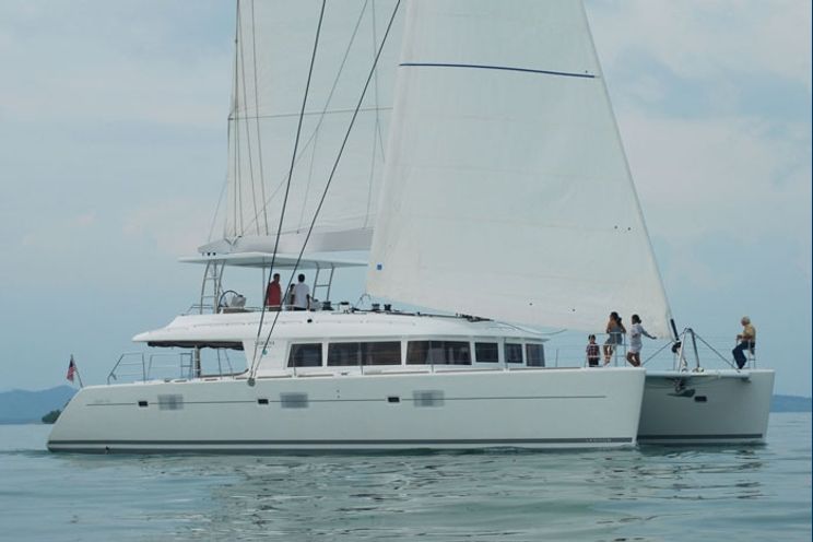 Charter Yacht Lagoon 620 - Guest Capacity 37 - Singapore