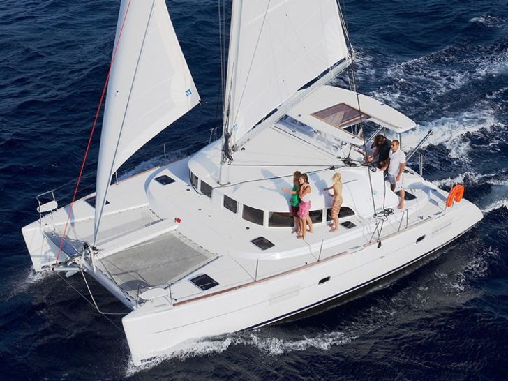 Lagoon 380(2018)- At Sail Lagoon 380(2018)- At Sail