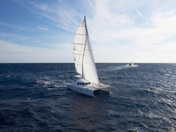 Lagoon 380(2018)- At Sail Lagoon 380(2018)- At Sail