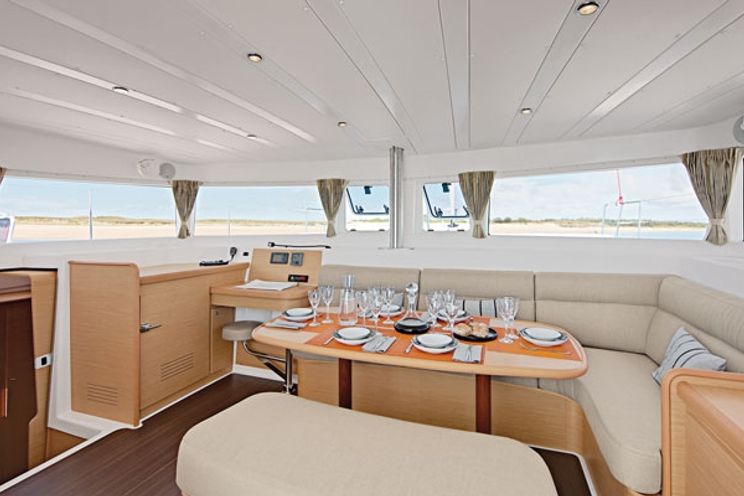 Charter Yacht Lagoon 400 S2 - 4 + 2 cabins(4 double,2 single)- 2016 - Sibenik - Troigir - Split