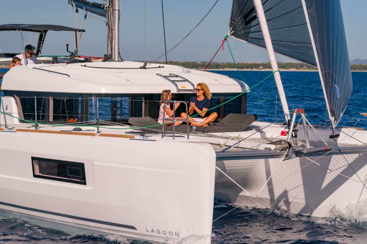 Charter Yacht Lagoon 40 - 2019 - 6 Cabins - Mahe,Seychelles
