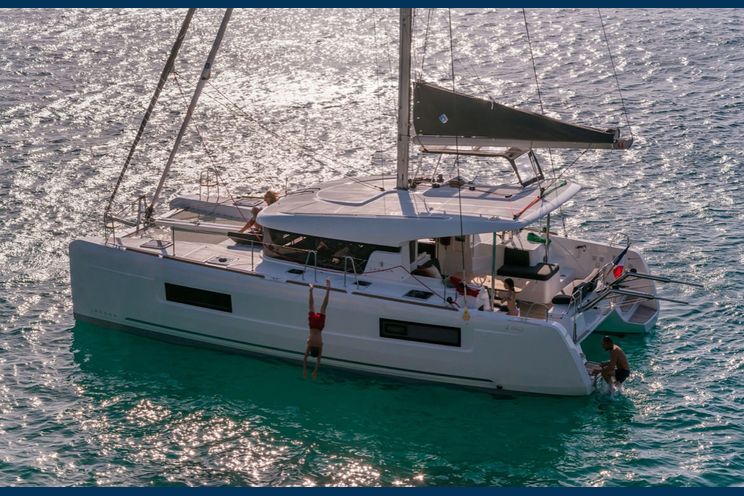 Charter Yacht Lagoon 40 - 3 Cabins - Miami - Florida Keys