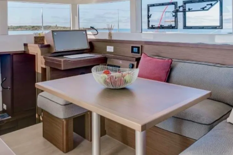 Charter Yacht Lagoon 40 - Grande Croisiere(2020)- 4 Cabins - Tahiti,Bora Bora,South Pacific