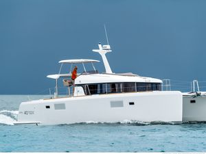 Lagoon 40 Power Catamaran - 3 cabins(3 double)- 2015 - Nassau - Staniel Cay