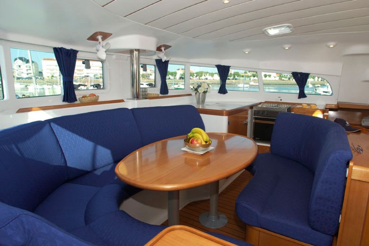 Charter Yacht Lagoon 410 - 4 Cabins - Villefranche sur Mer - St Jean Cap Ferrat - Monaco