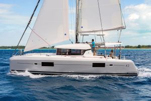 Lagoon 42 - 4 + 2 cabins(4 double 2 single)- 2020 - Athens - Mykonos - Kos - Paros Lagoon 42 - 4 + 2 cabins(4 double 2 single)- 2020 - Athens - Mykonos - Kos - Paros