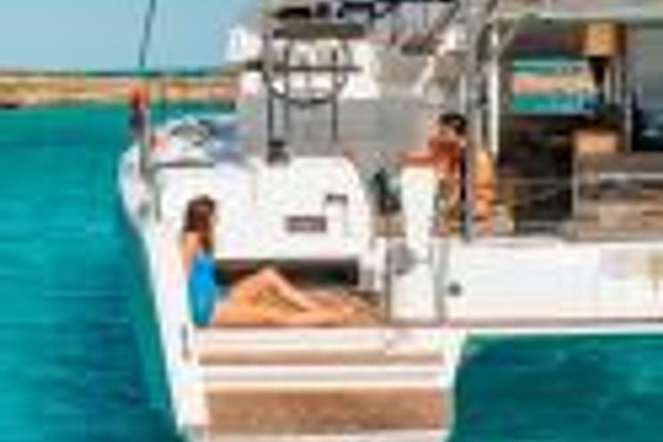 Charter Yacht Lagoon 42 - 4 + 2 cabins(4 double 2 cabins)- 2019 - Capo d`Orlando - Milazzo - Aeolian Islands