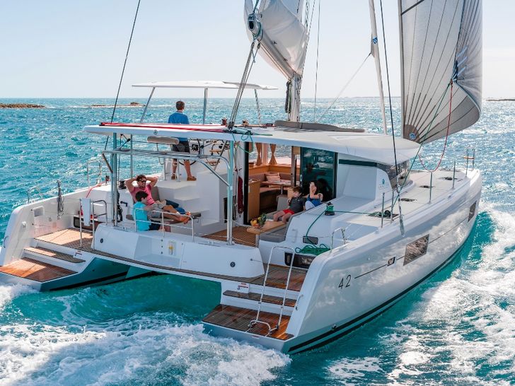 at sail - aft at sail - aft