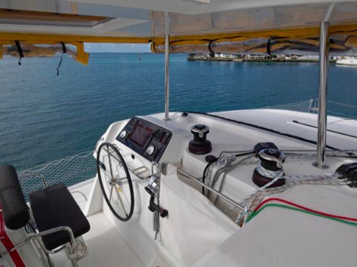 Lagoon 42 - Fly Lagoon 42 - Fly
